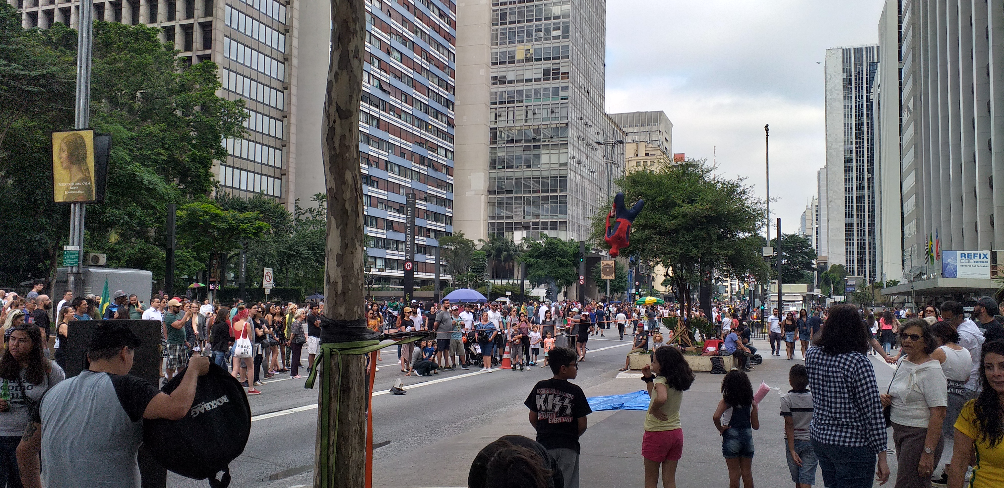 Resenha: uso do espaço público na Avenida Paulista e Parque Trianon